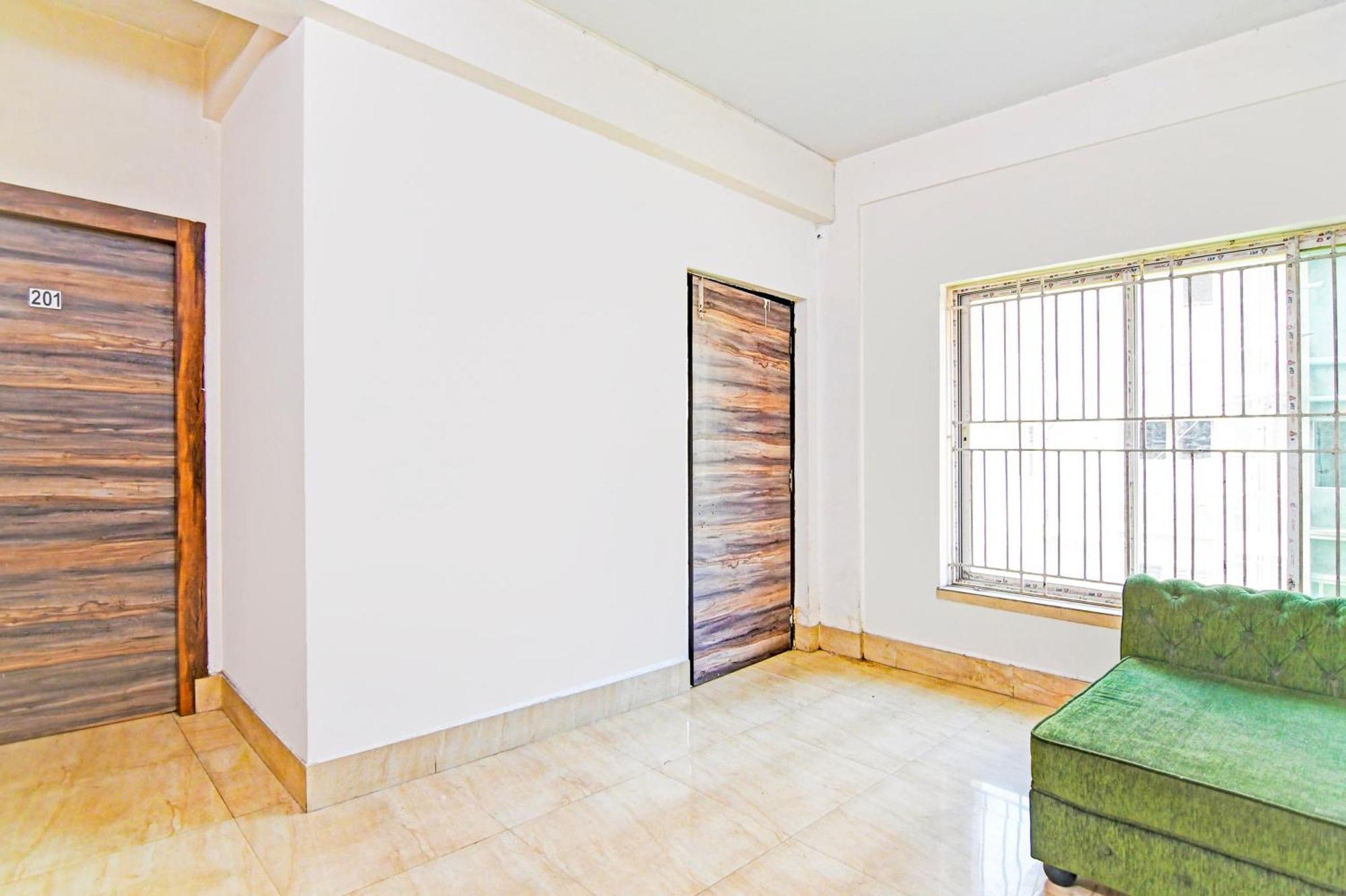 Super Hotel O Ruby Near Acropolis Mall Καλκούτα Εξωτερικό φωτογραφία